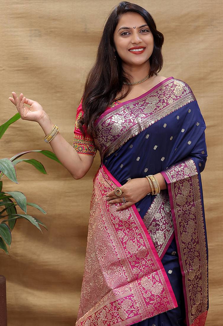 Navy blue banarasi silk blend saree with contrast border & rich zari weaving
