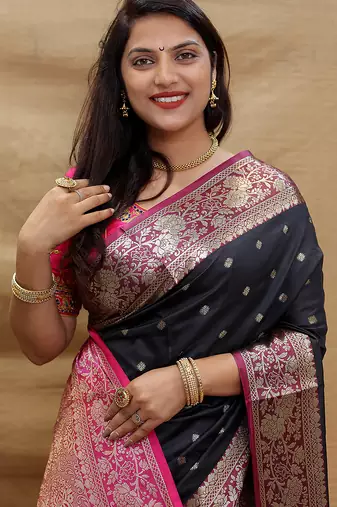 Black banarasi silk blend saree with contrast border & rich zari weaving