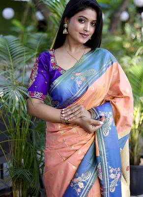 Peach paithani silk blend saree with contrast border & zari floral weaving 4
