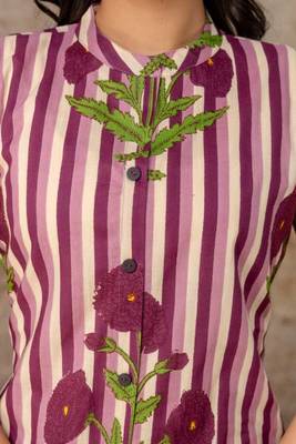 Wine cotton stripes & floral printed straight kurta set for women 4