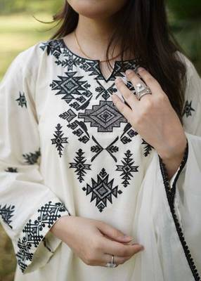 White cotton geometric printed a-line short kurta set for women 4