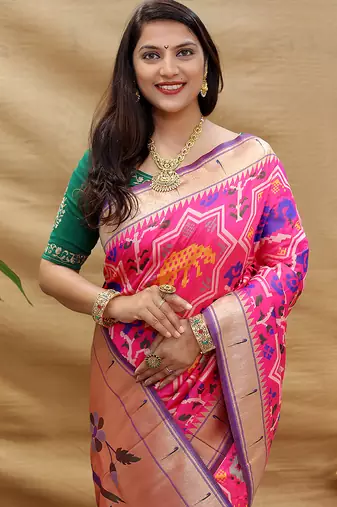Magenta pink patola silk blend saree with bird motif paithani pallu and zari border