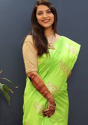 Lime green silk blend banarasi saree with golden zari buti and border 4