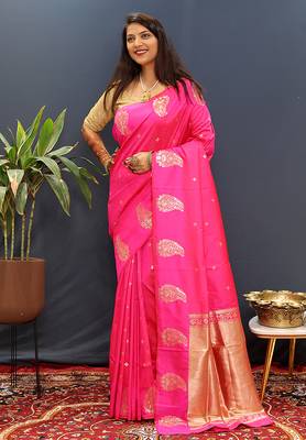 Rani pink silk blend banarasi saree with golden zari buti and border 2