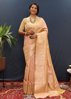 Gajri pink silk blend banarasi saree with all-over gold zari jaal work 2