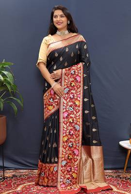 Black banarasi silk blend saree with multicolor paithani floral border & pallu 1