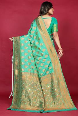 Emerald green banarasi silk blend saree with copper zari weave 2