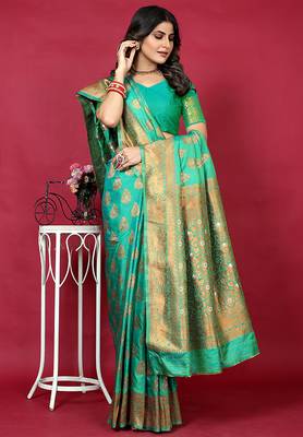 Emerald green banarasi silk blend saree with copper zari weave 3