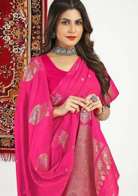 Hot pink banarasi silk blend saree with zari buta weaving 4