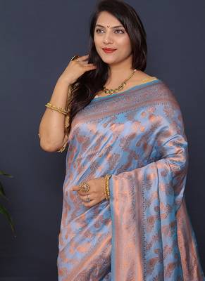 Sky blue kanjeevaram silk blend saree with copper zari floral weaving 3