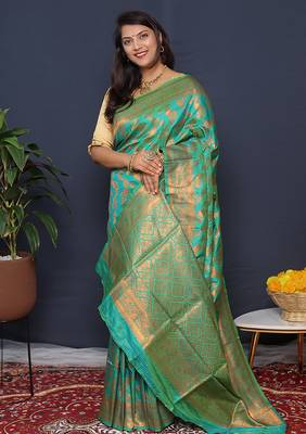 Sea green kanjeevaram silk blend saree with copper zari floral weaving 2