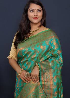 Sea green kanjeevaram silk blend saree with copper zari floral weaving 4