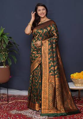 Bottle green kanjeevaram silk blend saree with copper zari floral weaving 1