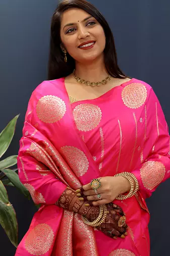 Rani pink banarasi silk blend saree with zari buta & rich pallu