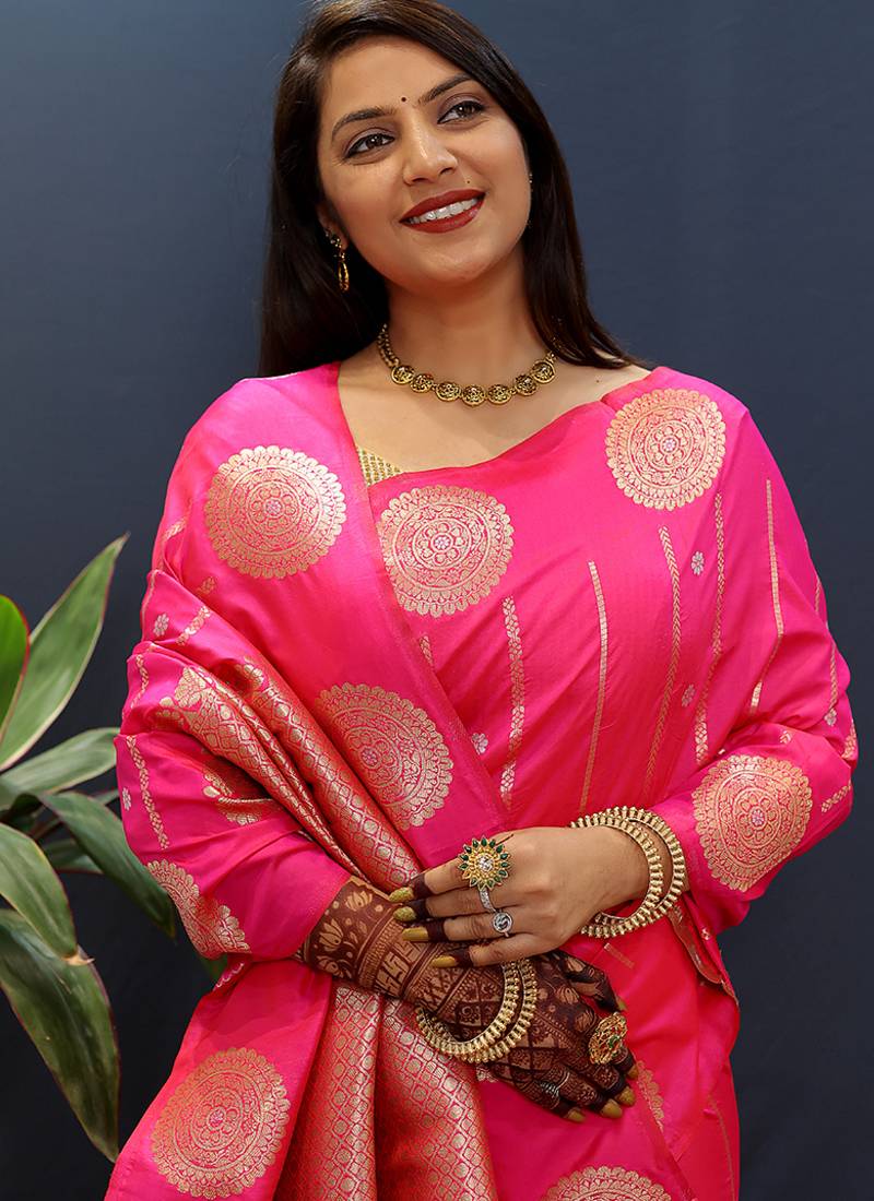 Rani pink banarasi silk blend saree with zari buta & rich pallu