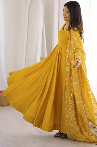 Women Roman Silk Chanderi Solid Anarkali Kurta Set with Dupatta