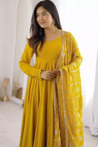 Women Roman Silk Chanderi Solid Anarkali Kurta Set with Dupatta