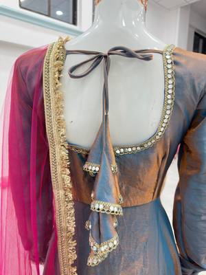 Sindoor silk blend anarkali gown set with net dupatta 3