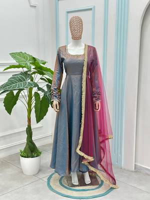 Sindoor silk blend anarkali gown set with net dupatta 4