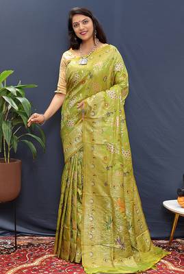Light green banarasi silk blend saree with zari floral weaving 1
