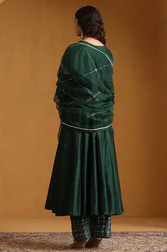 Emerald green embroidered chanderi anarkali set