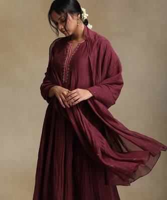 Plum wine embroidered chanderi anarkali set 4