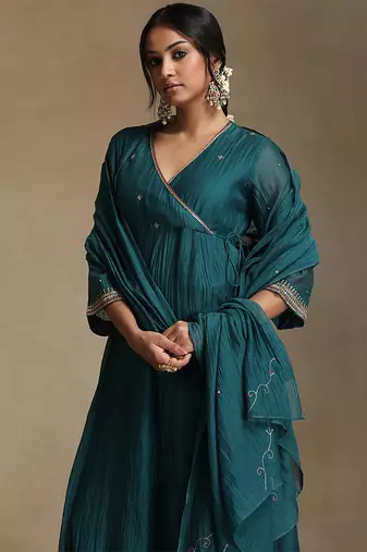 Teal blue embroidered chanderi long kurti set