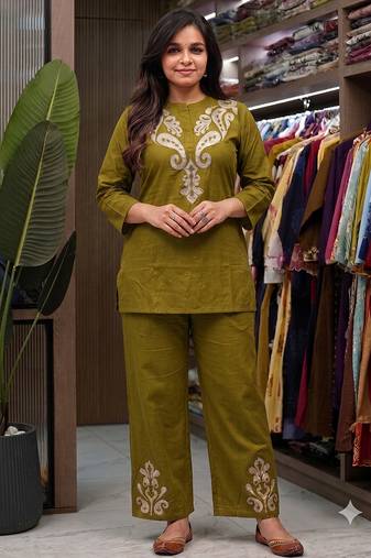 women   s deep green embroidered ethnic co-ord set