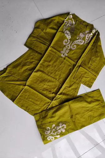 women   s deep green embroidered ethnic co-ord set