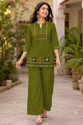 Green embroidered short kurti with pants co-ord set for women