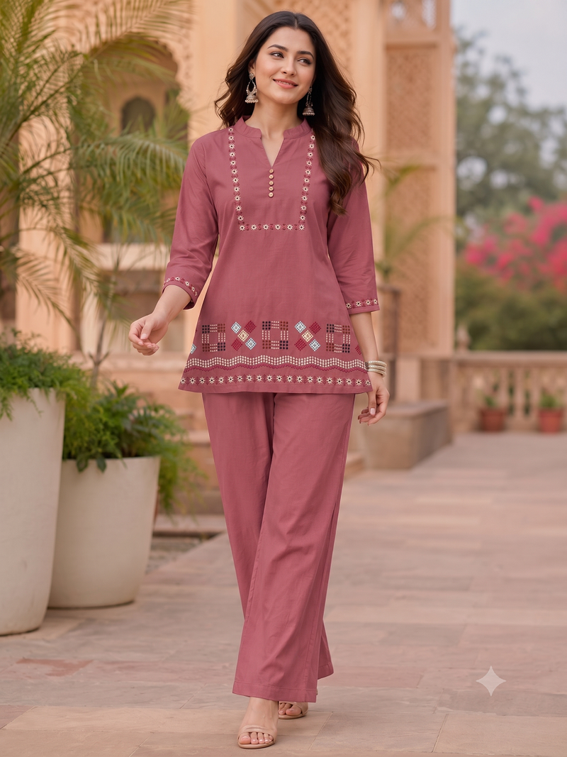 Oniun embroidered short kurti with pants co-ord set for women