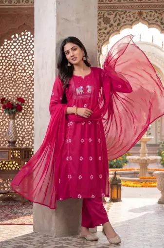 elephant embroidery bandhani kurti set with dupatta
