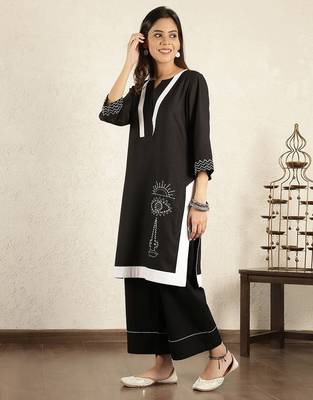 Black embroidered cotton suit – set of 2 1
