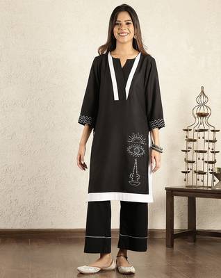 Black embroidered cotton suit – set of 2 2