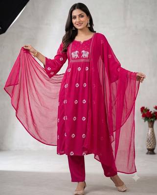 Elephant embroidery bandhani kurti set with dupatta 3