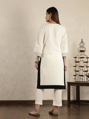 Off-white embroidered cotton linen suit – set of 2 4