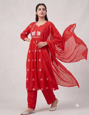Elephant embroidery bandhani kurti set with dupatta 3