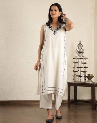 Off- white mirror work embroidered chanderi suit- set of 2 2