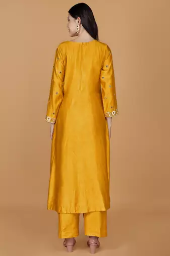 Mustard self katan kurta pant set with cutdana pearl mirror embroiderey and dupatta