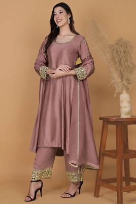 Earthy Pink Self Katan Kurta and Pant with Mirror Work and Georgette Dupatta 5