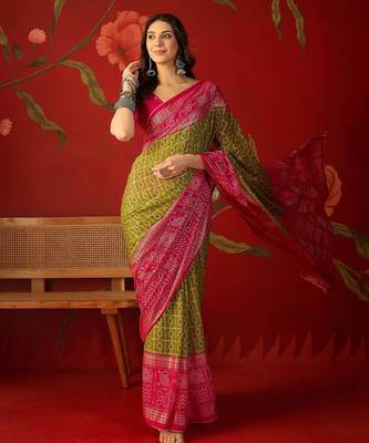 Green georgette bandhni printed saree with unstitched blouse piece. 2
