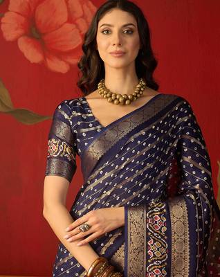 Navy blue silk cotton bandhni saree with unstitched blouse piece. 4