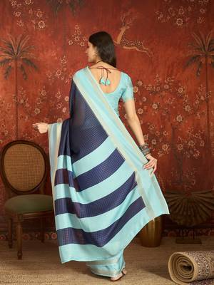 Navy blue chiffon zari checks saree with unstitched blouse piece. 3