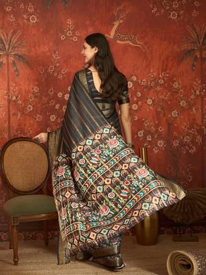 Black silk cotton zari saree with unstitched blouse piece. 3