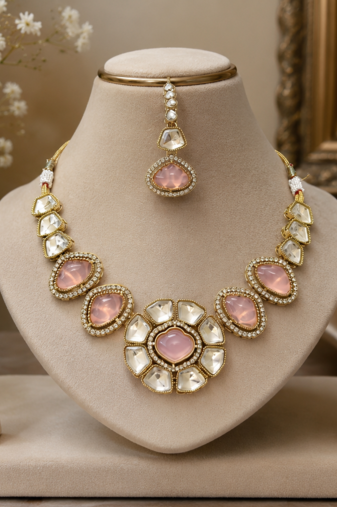 kundan baby pink mehendi polish necklace set with earrings and maang tikka for bridal wedding jewelry