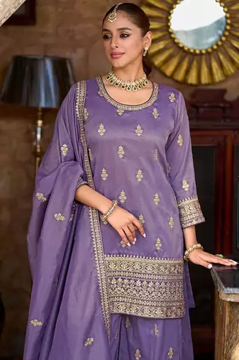 Ethnic Motifs Embroidered Round Neck Zari Straight Kurta & Palazzos With Dupatta