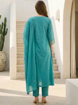 Women Ethnic Motifs Embroidered Pleated Thread Work Pure Cotton Kurta with Trousers & With Dupatta 4