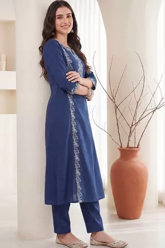Women Ethnic Motifs Embroidered Regular Thread Work Pure Cotton Kurta with Trousers