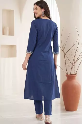 Women Ethnic Motifs Embroidered Regular Thread Work Pure Cotton Kurta with Trousers