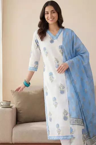 Women Floral Printed Regular Pure Cotton Kurta with Trousers & With Dupatta